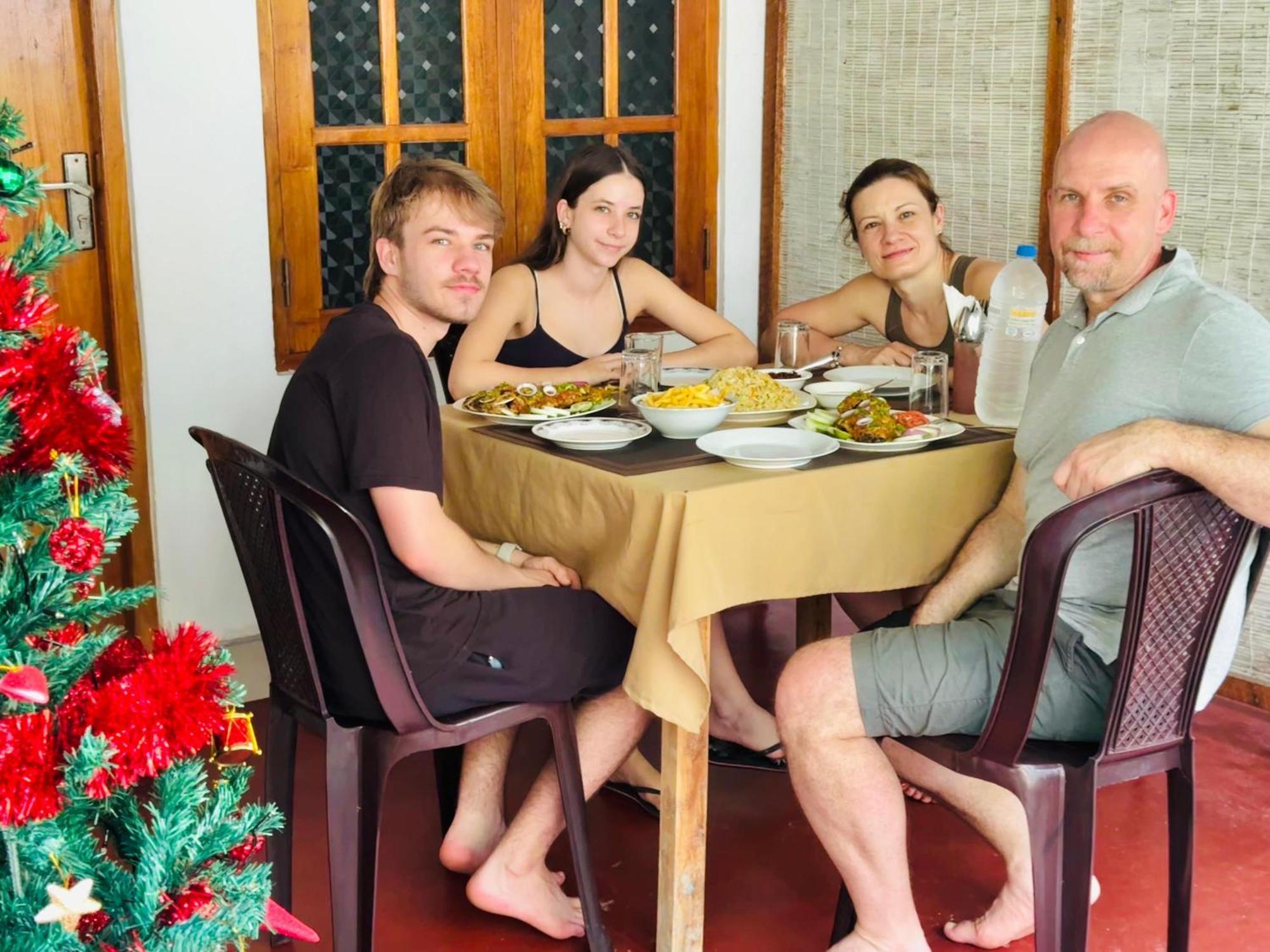 Nethmi Homestay & Restaurant Tangalle Exterior foto